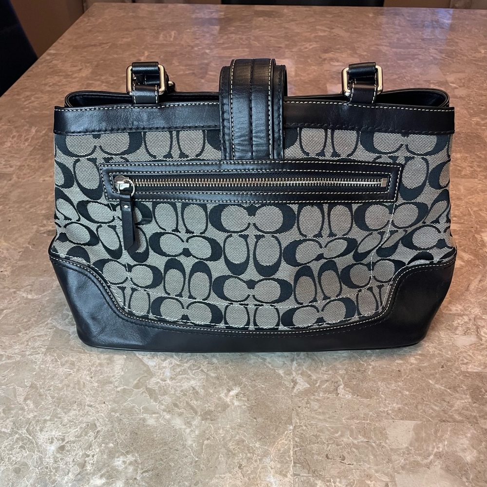 Vintage Coach Hampton Signature Canvas Black and Gray Shoulder Bag - Picture 2 of 3